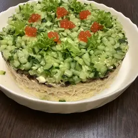 Салат с кальмаром и свежим огурцом