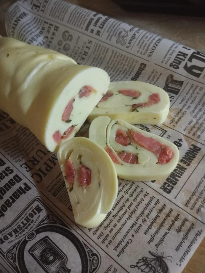 Рулет с красной рыбой, 1 шт.