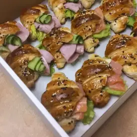 Бокс круассанов