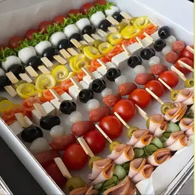 Бокс Канапе на шпажках