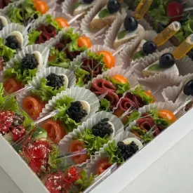 Набор канапе «Вкусный микс»