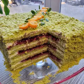 Шпинатный медовик, 2 кг.