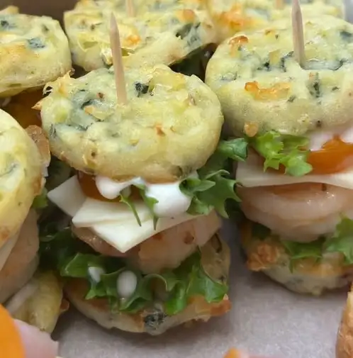 Сырно-шпинатная вафля с креветкой