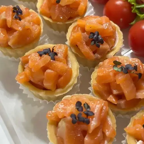 Мини-тарталетка с креветкой/форелью фото 2
