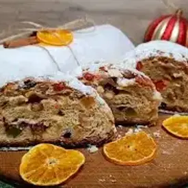 Рождественский штоллен