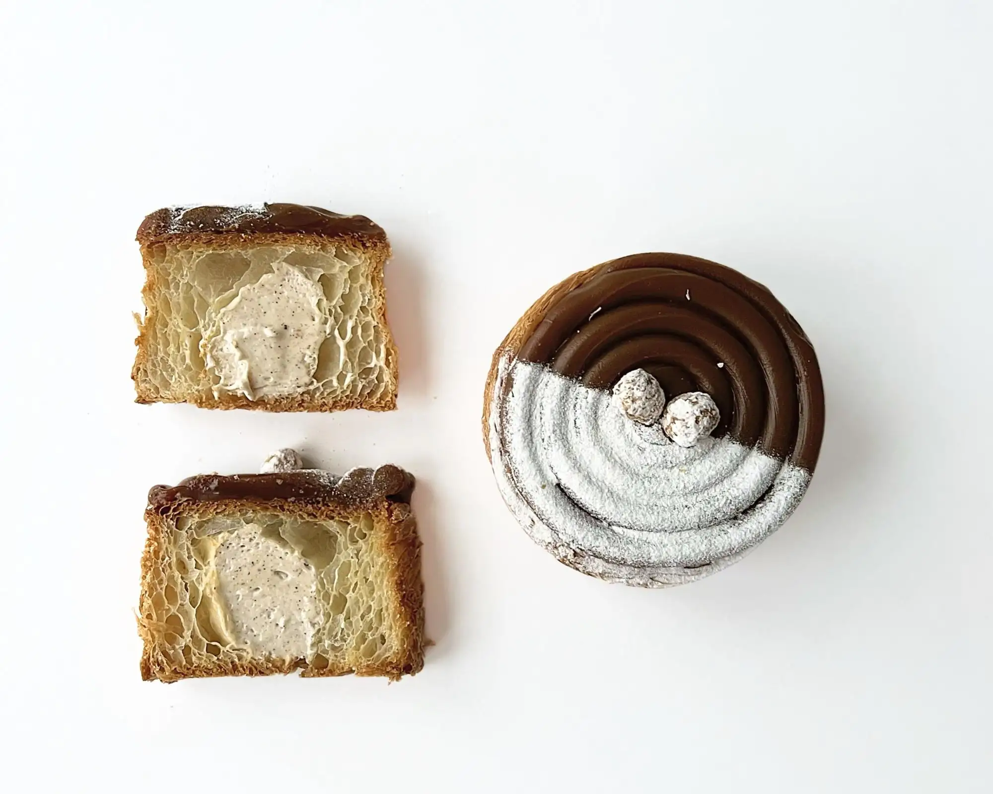 Круассан карамель-фундук