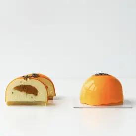 Макарон «Манго-маракуйя-чиа»