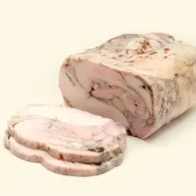 Рулет куриный с чесноком запечённый