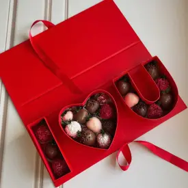 Клубника в шоколаде I Love U