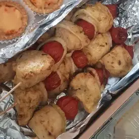 Шашлык из куриного филе с черри