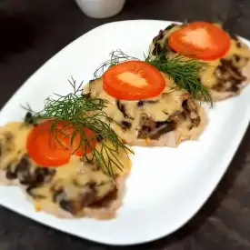 Мясо по-французски