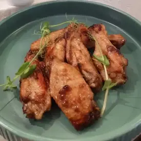 Крыло курицы в кисло-сладком соусе