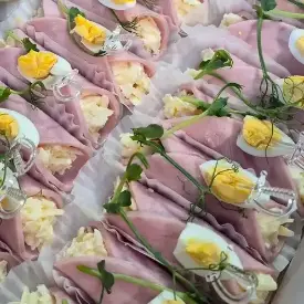 Рулетики из ветчины