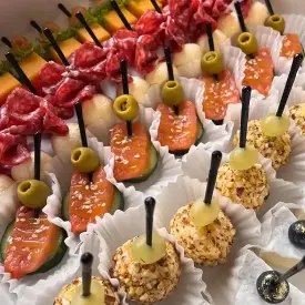 Гастробокс «Канапе XL»