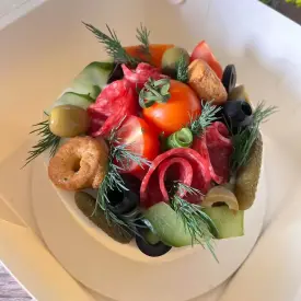 Бенто-торт «Мясной»