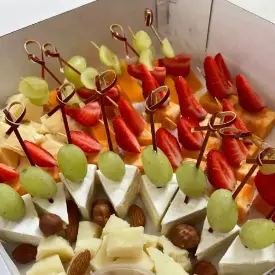 Сырные канапе