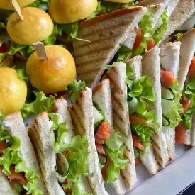 Сендвич с сёмгой