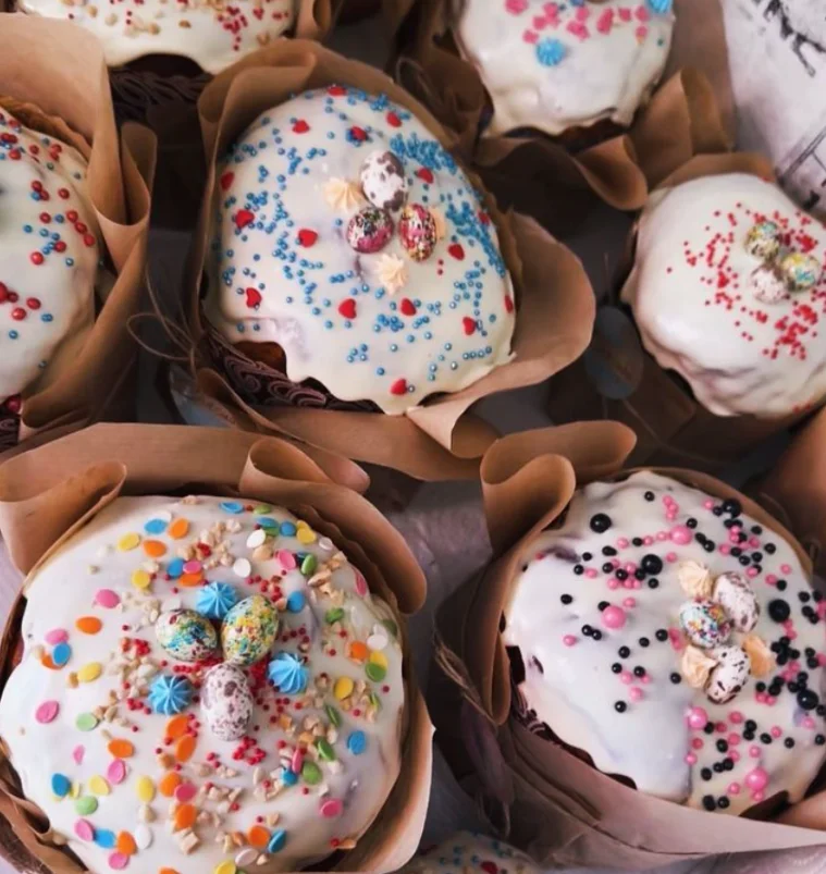 Куличи с (цедрой, клюквой, вишней, изюмом, черносливом и курагой ), 250гр