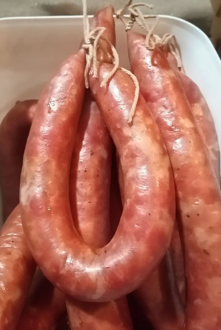 Колбаса горячего копчения