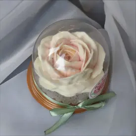 Зефирный цветок-бонбоньерка под куполом