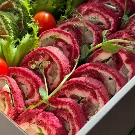 Рулет из свеклы с сельдью
