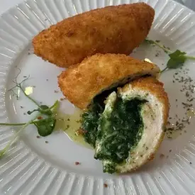 Котлеты по киевски со шпинатом