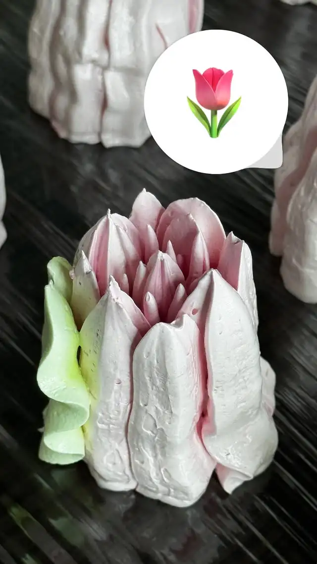 Зефирные цветы в круглой коробке, 25 см фото 2