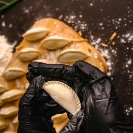 Вареники с творогом ручной лепки