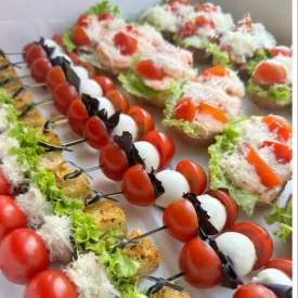 Сет брускетт и канапе "Цезарь"