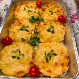 Мясо под шапочкой из ананаса с сыром, 4шт.