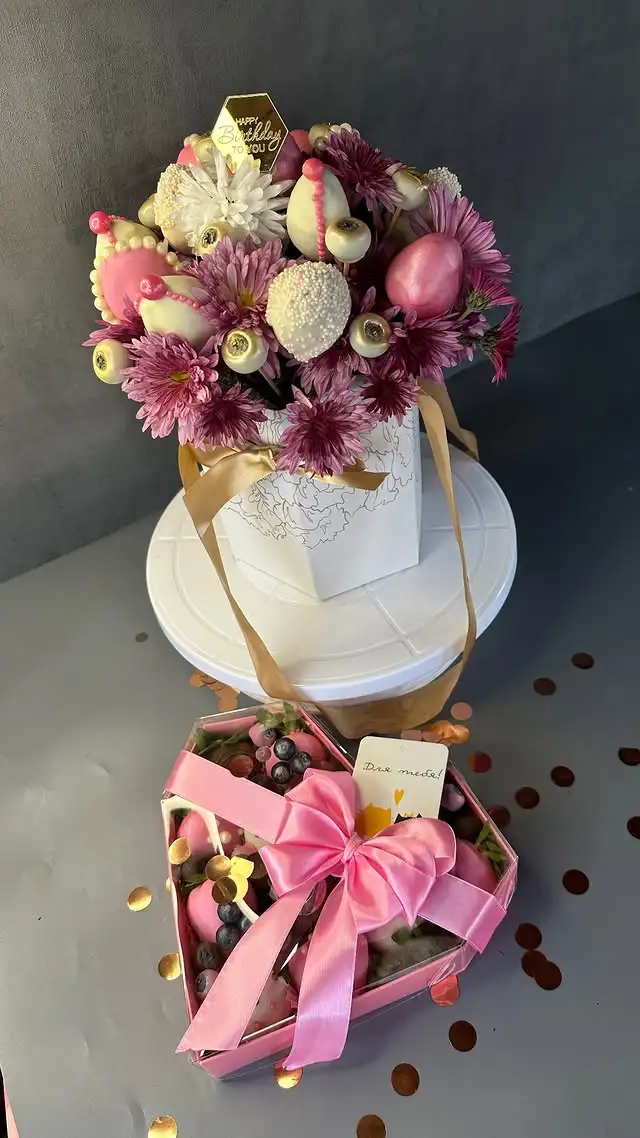 Букет с клубникой в шоколаде, 13 шт. фото 5