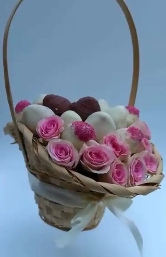 Букет с клубникой в шоколаде, 13 шт. фото 4