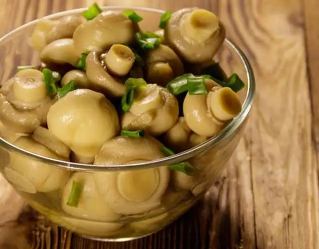 Грибы маринованные (шампиньоны), 1 кг