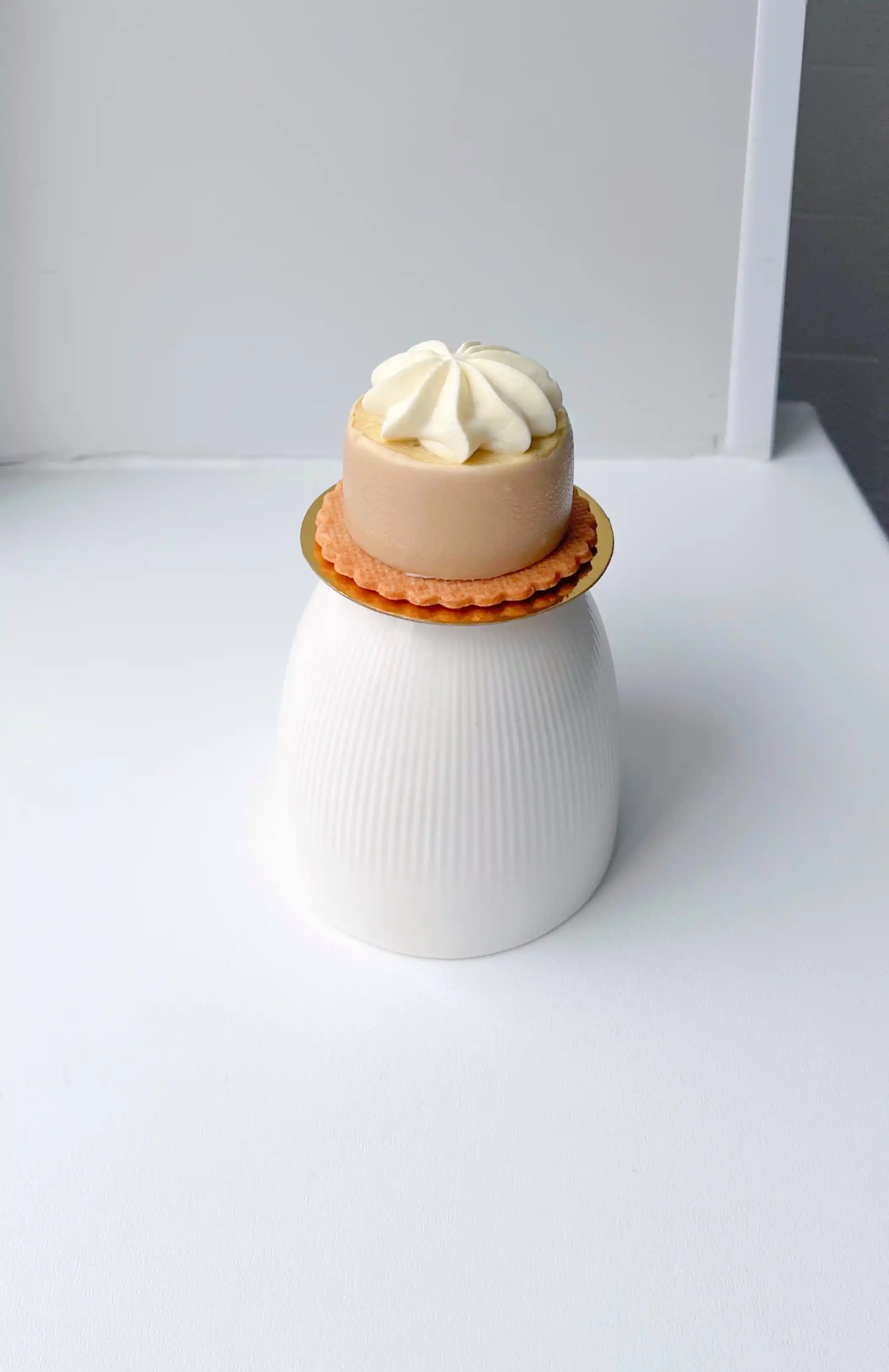 Муссовое пирожное Банан-карамель фото 2