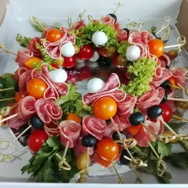 Бокс канапе «Венок»