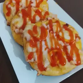 Мини-пицца с колбасой