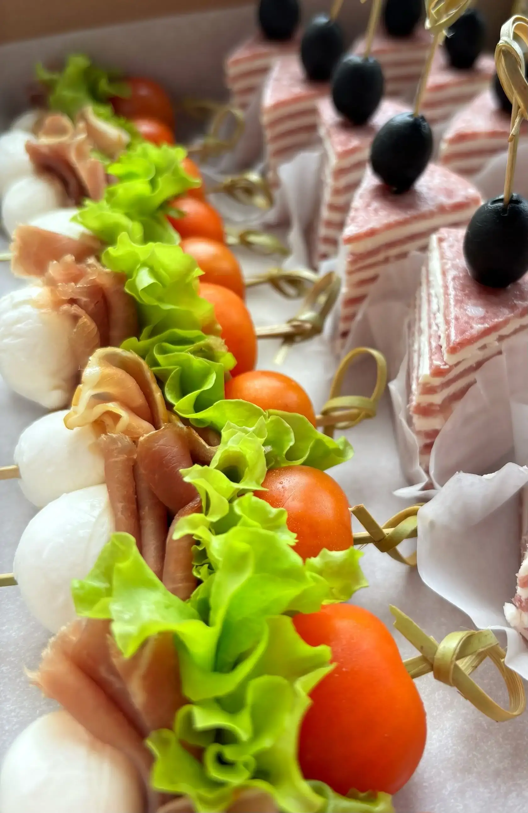 Канапе фото 3