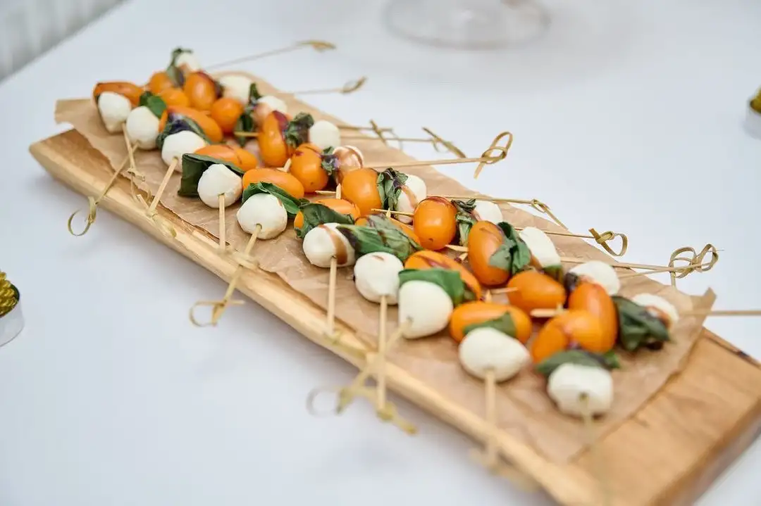 Канапе в ассортименте фото 4