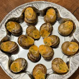 Улитки эскарго в соусе Том-Ям