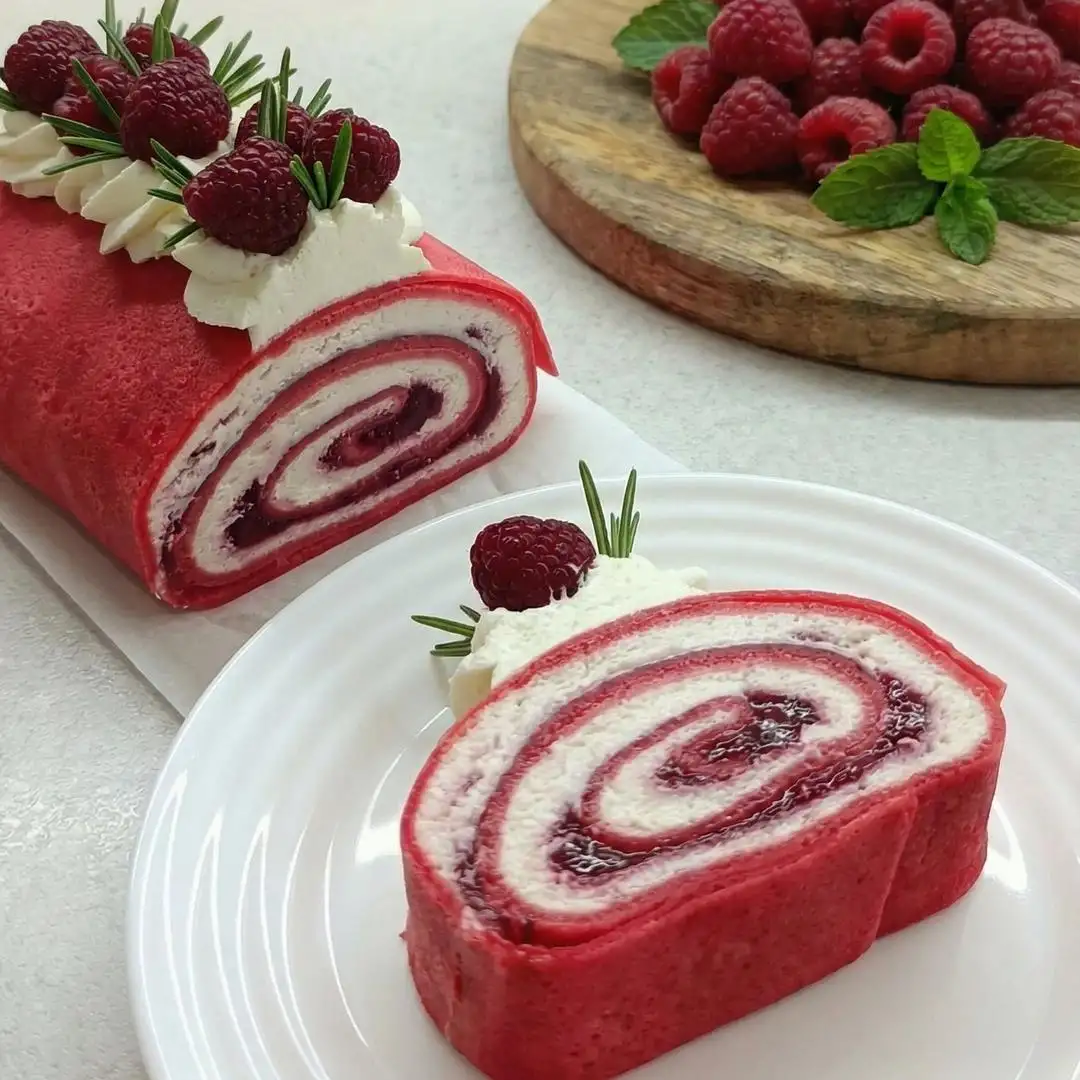 Рулет «Малинка»