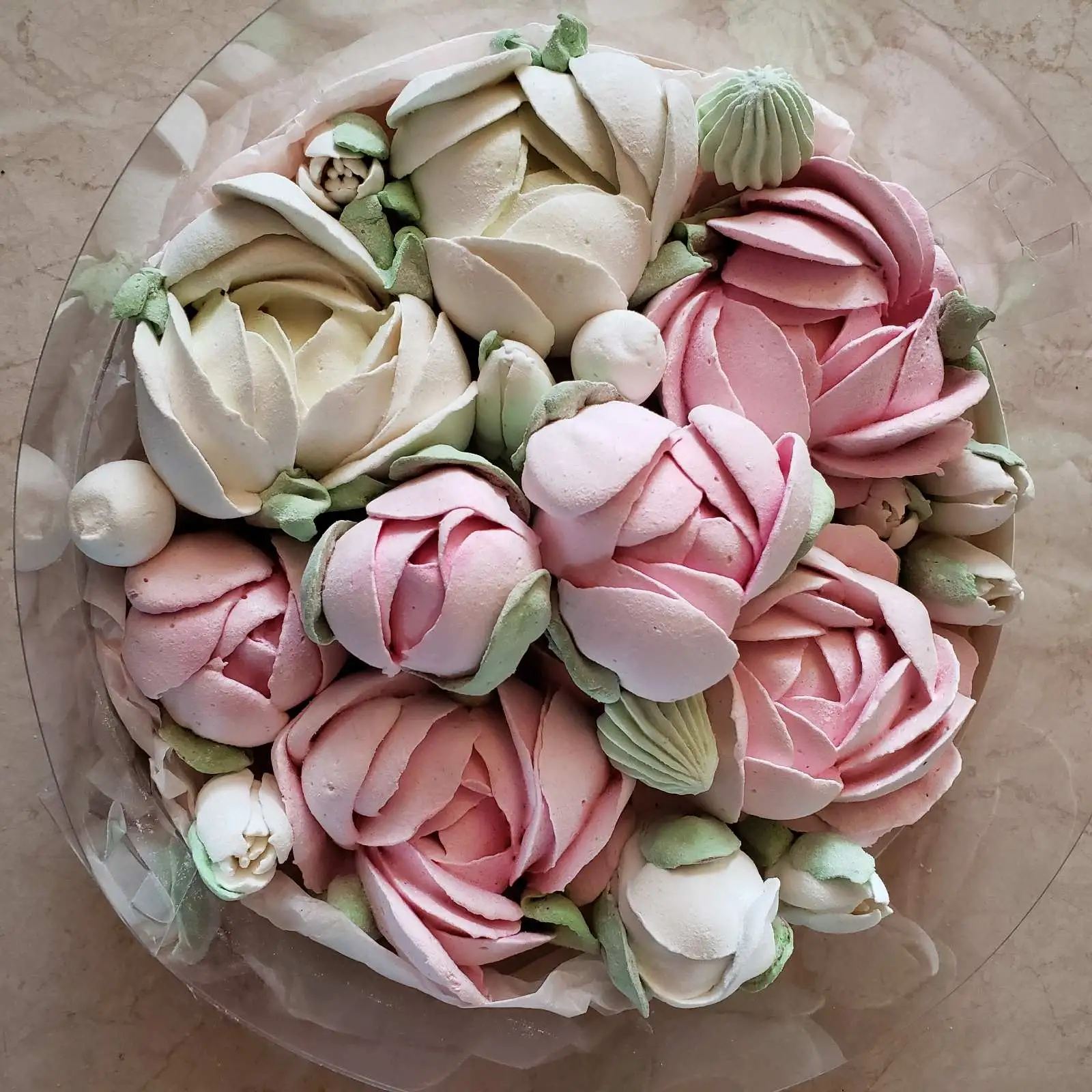 Коробка «аквариум» с цветами из зефира, 24 см фото 2