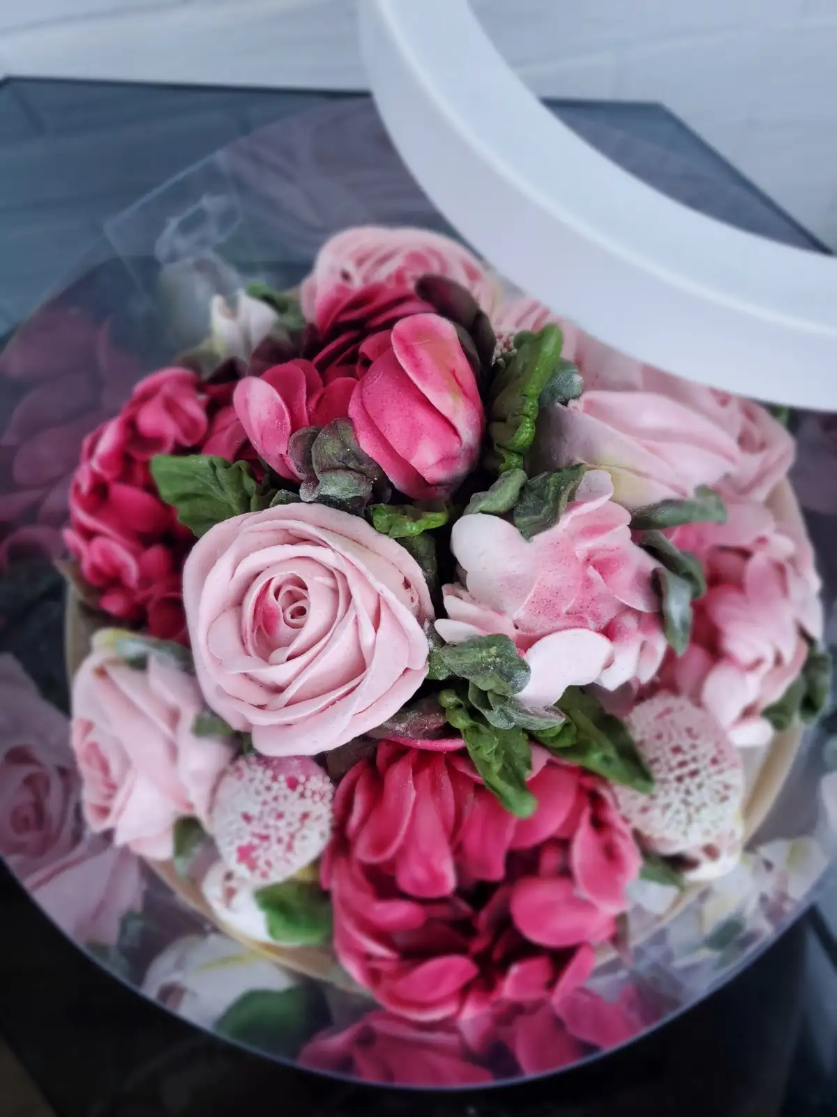 Коробка «аквариум» с цветами из зефира, 24 см фото 8