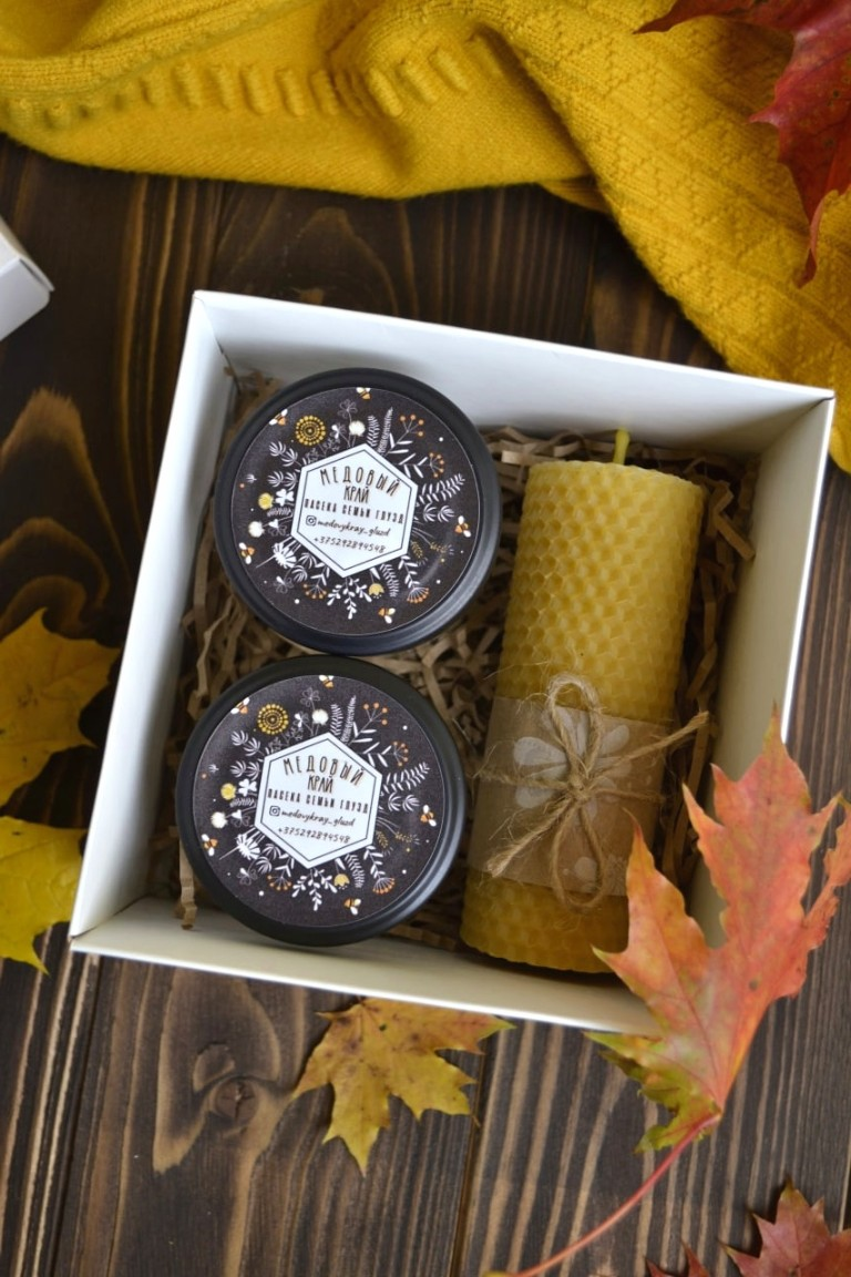 Подарочный набор «Арома» из 2 видов меда и свечи (баночки 100 мл)