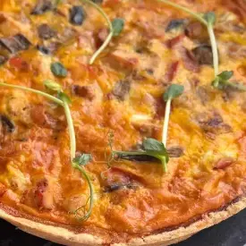 Киш с курицей, баклажаном и сладким перцем