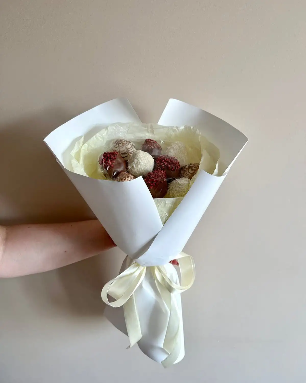 Букеты клубники в шоколаде фото 3