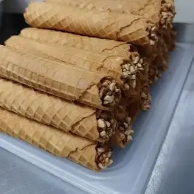 Трубочки со сгущенкой и орешками