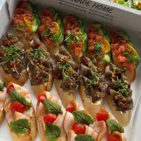 Брускетты форель/говядина/ветчина