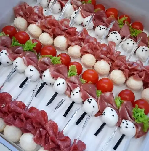 Бокс из канапе «20*2»