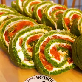 Шпинатный рулет