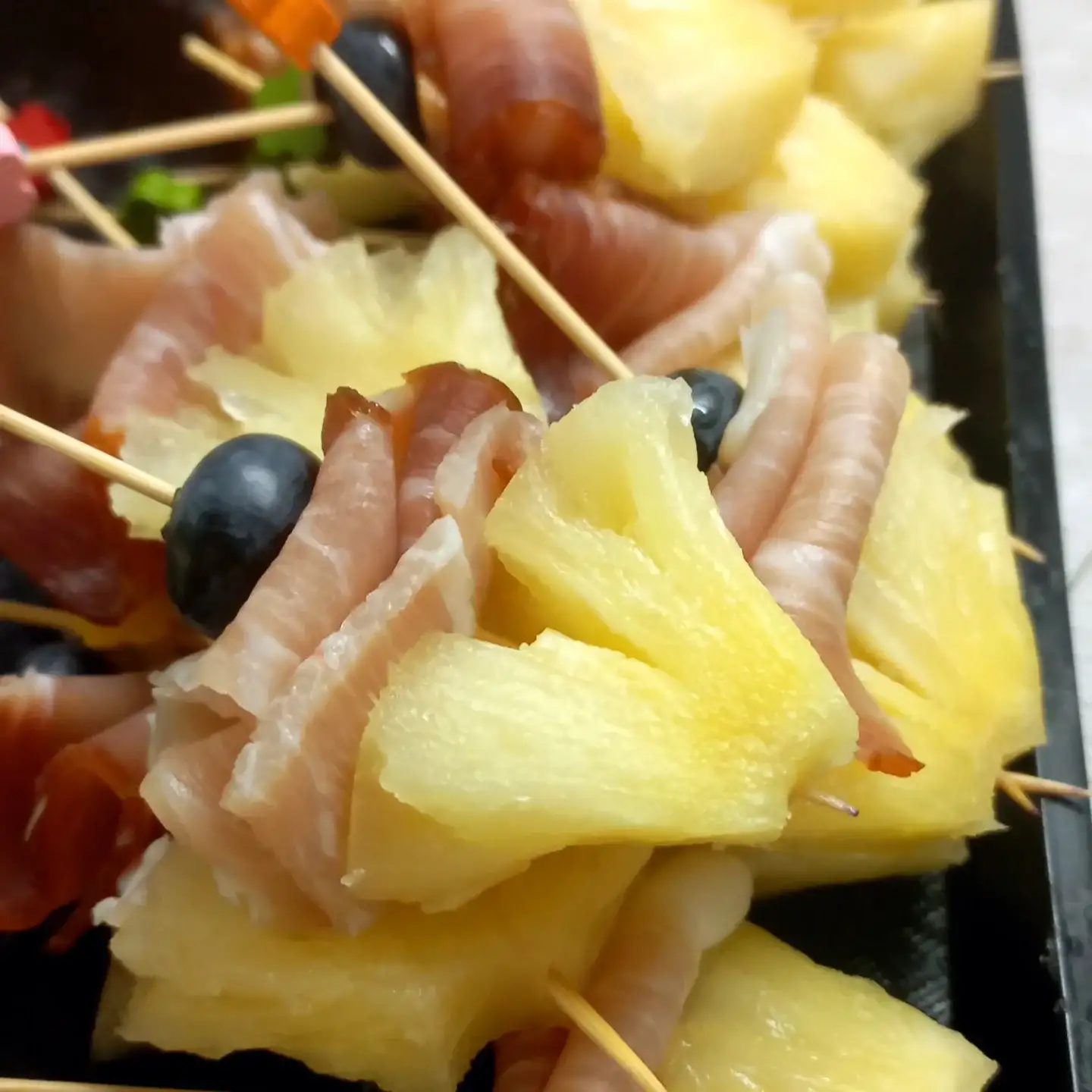 Канапе фото 4